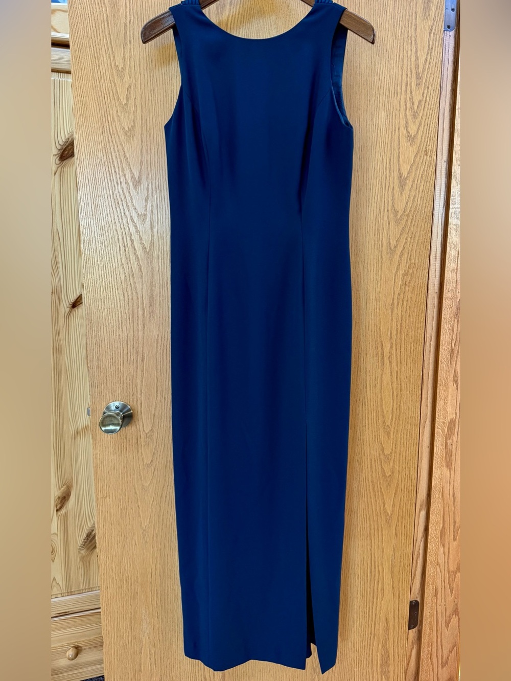 EUC Reggio full length dress, size 8